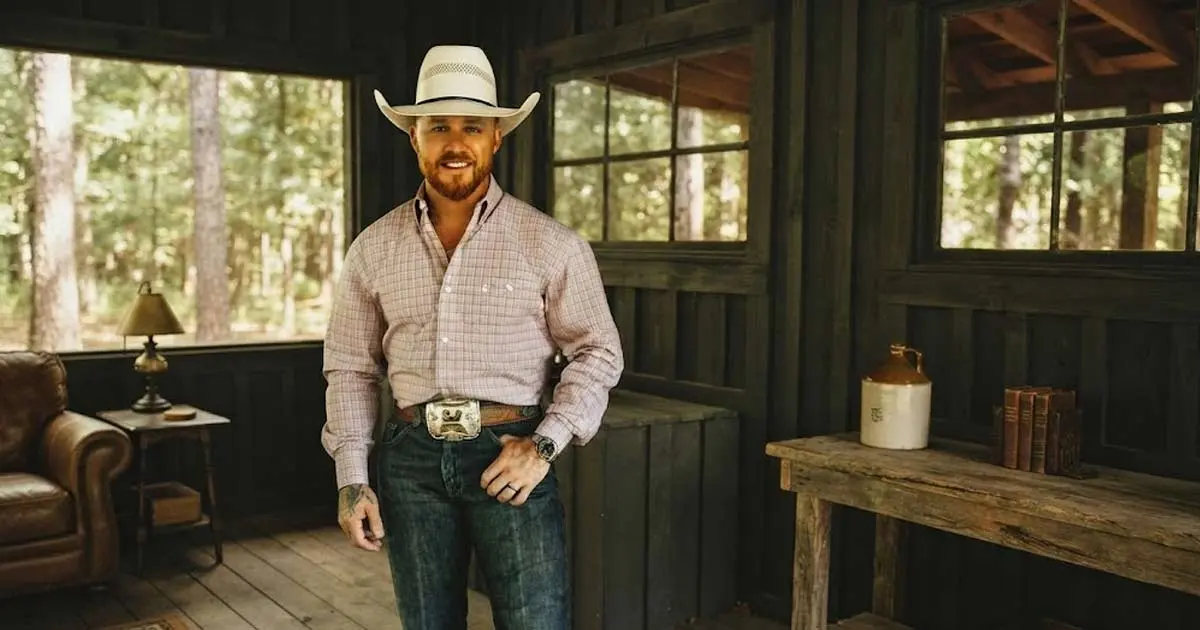 how tall is cody johnson
